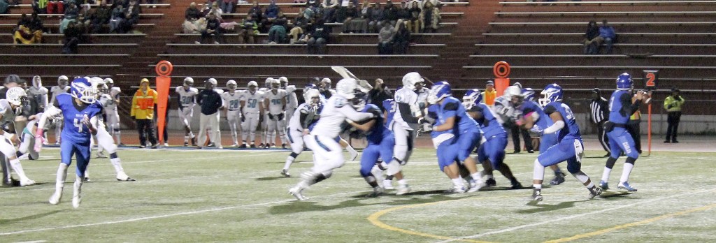 Federal Way offense can’t complete comeback in loss to Auburn Riverside