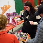 Federal Way Cares for Kids helps families during holiday season | Photos