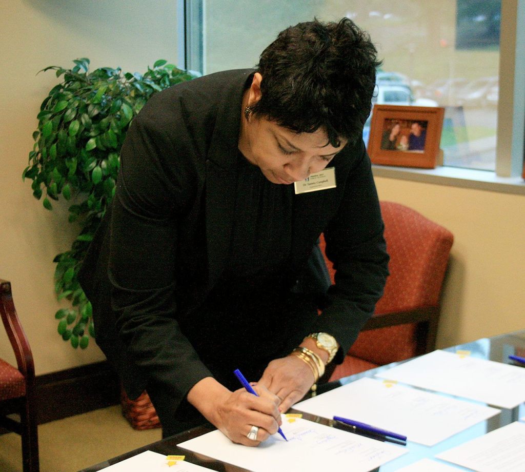 City, schools sign agreement to bring higher ed to Federal Way