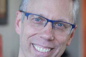 School district should keep class novel study in Language Arts