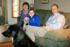 For Decatur High School senior Kim Brainard, center, and her mother, Ilima, and father, Tom, Saturday&rsquo;s graduation ceremony at the Tacoma Dome will be another big milestone in the 18-year-old&rsquo;s life, which included a battle with cancer as young child.                                 Federal Way Public Schools class of 2017 graduates will participate in ceremonies throughout Saturday. For the complete list of this year&rsquo;s graduates, see pages 11-18. JESSICA KELLER, the Mirror