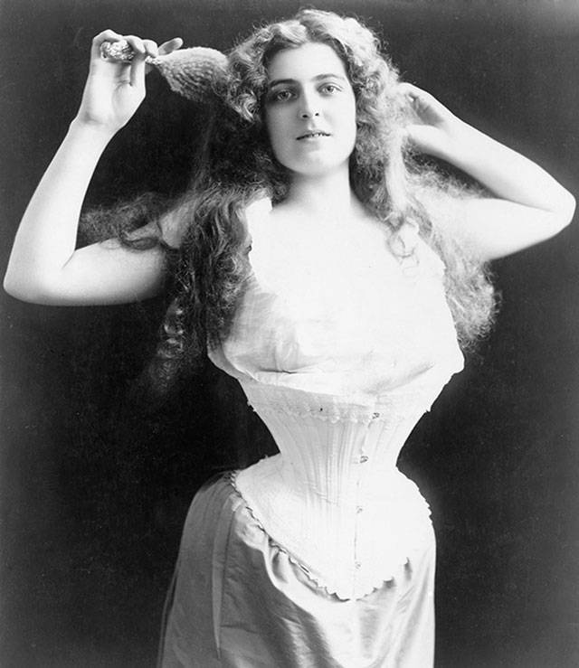 Museum using underwear to examine women's history | Federal Way Mirror