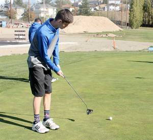 Eagles golf team wraps league play in third place, heading to districts next week