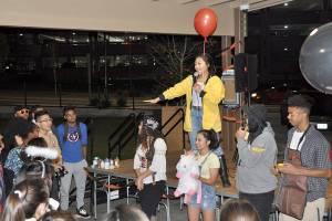 Federal Way high schoolers trick or treat for canned food as part of We Scare Hunger