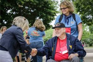 World War II vet takes ‘one last mission’ through Puget Sound Honor Flight | Veterans Day