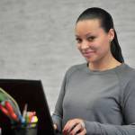 After hearing about her sons friend going without lunch, Federal Ways Monique Edwards is on a mission to fill students hungry bellies. LEAH ABRAHAM, for the Mirror