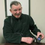 Federal Way resident Gary Robertson shows the device he uses to control his insulin intake. Robertson was diagnosed with type 1 diabetes at the age of 35 and has successfully controlled his illness for 37 years. JESSICA KELLER, the Mirror