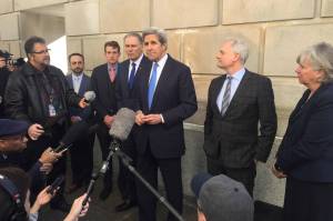 John Kerry in Olympia to advocate for governor’s carbon tax