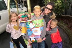 Todd Beamer graduate gives back to community by providing gifts to senior citizens