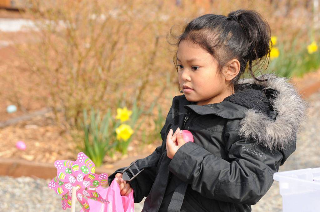 Children hunt for 6,000 eggs at Light of Christ Community Garden