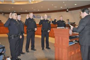 Federal Way hires five new police officers