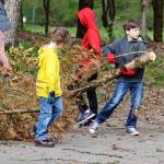 Volunteers beautify Celebration Park