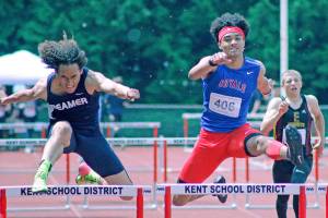 Todd Beamer’s senior hurdles his way to state meet