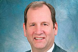 Federal Way City Councilman receives Certificate of Municipal Leadership