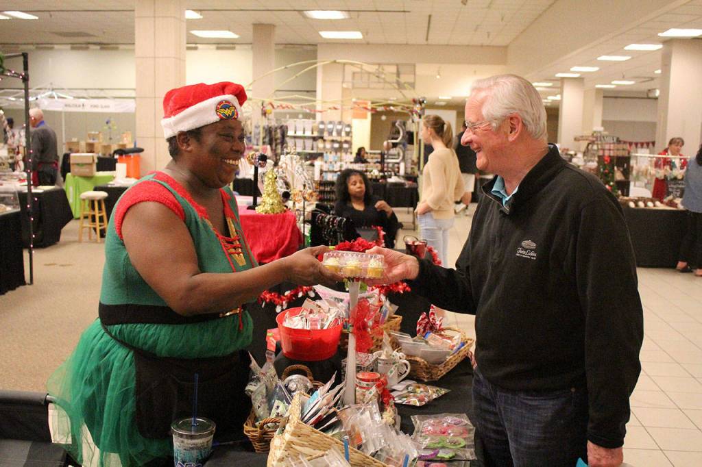 Bob Roegner perused the holiday market. Olivia Sullivan/staff photo