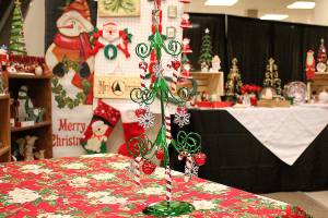 Federal Way Farmers Market opens indoor holiday gift bazaar | Photos