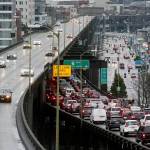 Southbound traffic backs up as northbound drivers cruise on with ease on the Highway 99 viaduct on Tuesday, Jan. 8, 2019. (Andy Bronson / The Herald)
