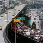Southbound traffic backs up as northbound drivers cruise on with ease on the Highway 99 viaduct on Tuesday, Jan. 8, 2019. (Andy Bronson / The Herald)
