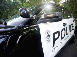 Police arrest suspect who shot woman during drug deal at Federal Way library