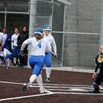 Federal Way softball clings to league lead