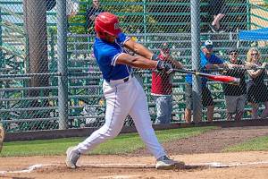 Eagles baseball takes third in districts, advances to state regional playoffs