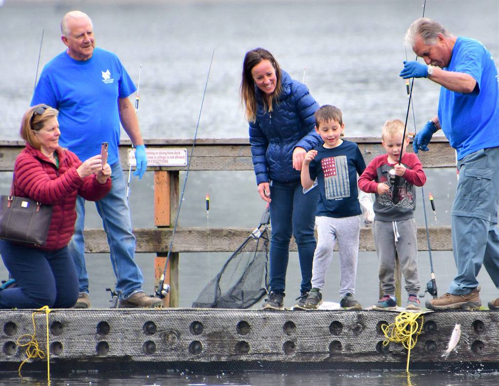 Kids get hooked on fishing at Federal Way derby | Photos