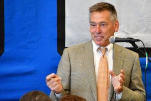 Eggs, bacon and big bucks: South King County Scholar-Athlete Breakfast raises $55,000 for school sports