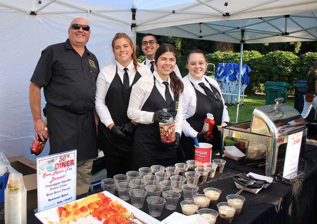 FUSION’s 1950s-themed fundraiser: A swingin’ success