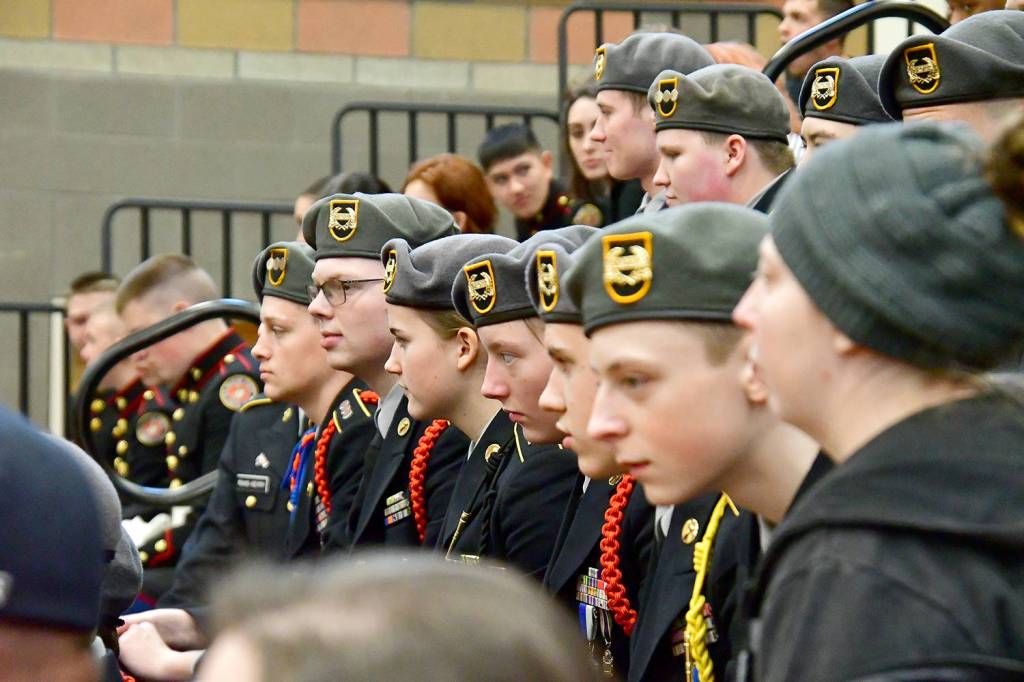 Federal Way, Todd Beamer shine at Jr ROTC Drill competition