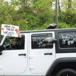 Federal Way resident organizes “pick-me-up” parade for senior communities