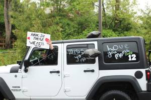 Federal Way resident organizes “pick-me-up” parade for senior communities