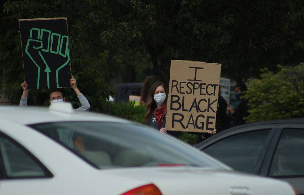 Protesters in Federal Way on Sunday, May 31. Olivia Sullivan/staff photo                                Protesters in Federal Way on Sunday, May 31. Olivia Sullivan/staff photo
