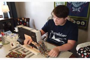 Teens make hundreds of masks for Federal Way community