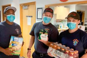 Federal Way shows support for South King firefighters