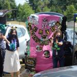 Todd Beamer staff cheer for graduating seniors on June 9. Olivia Sullivan/the Mirror