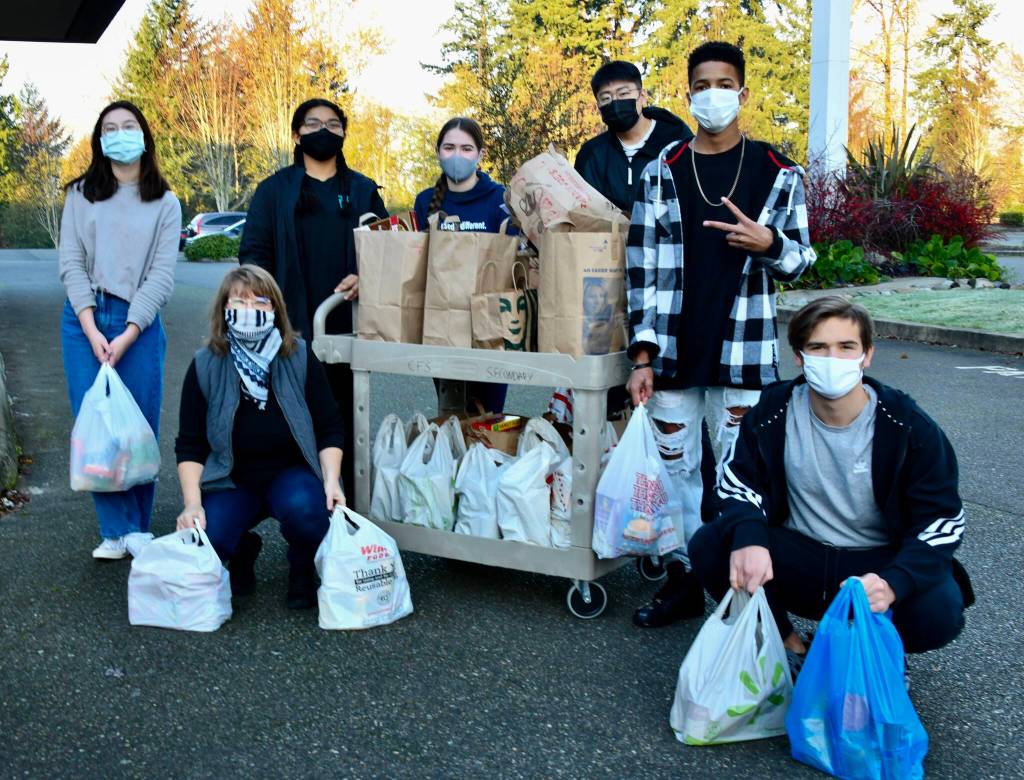 Student-led food drive collected over 300 pounds of donations. Photo courtesy of Shelley Pauls