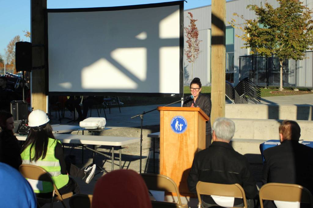 Dr. Dani Pfeiffer speaks at the ribbon cutting ceremony on Nov. 14. Olivia Sullivan/the Mirror