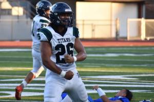 Todd Beamer junior (26) Vowel Sagale gets a huge sack in the fourth quarter. Ben Ray / The Mirror