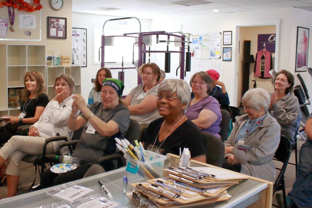 Photo by Keelin Everly-Lang / The Mirror
Audience members cheer for Mary Anne Hamilton and Helena Reynolds as they finish their presentation about the new book. Several members of the audience were also participants in an Alexander Hamilton discussion group that Helena led in Kent.