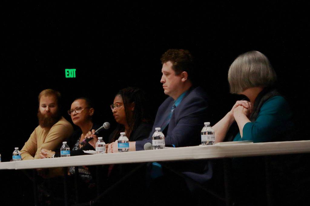 Photo by Keelin Everly-Lang / The Mirror
School board candidates answer questions from the audience at the debate on Wednesday. School board candidates from left to right: Daniel Kukhar, Jennifer Jones, Luckisha Phillips, Gavin Downing and Joan Marie Murphy.