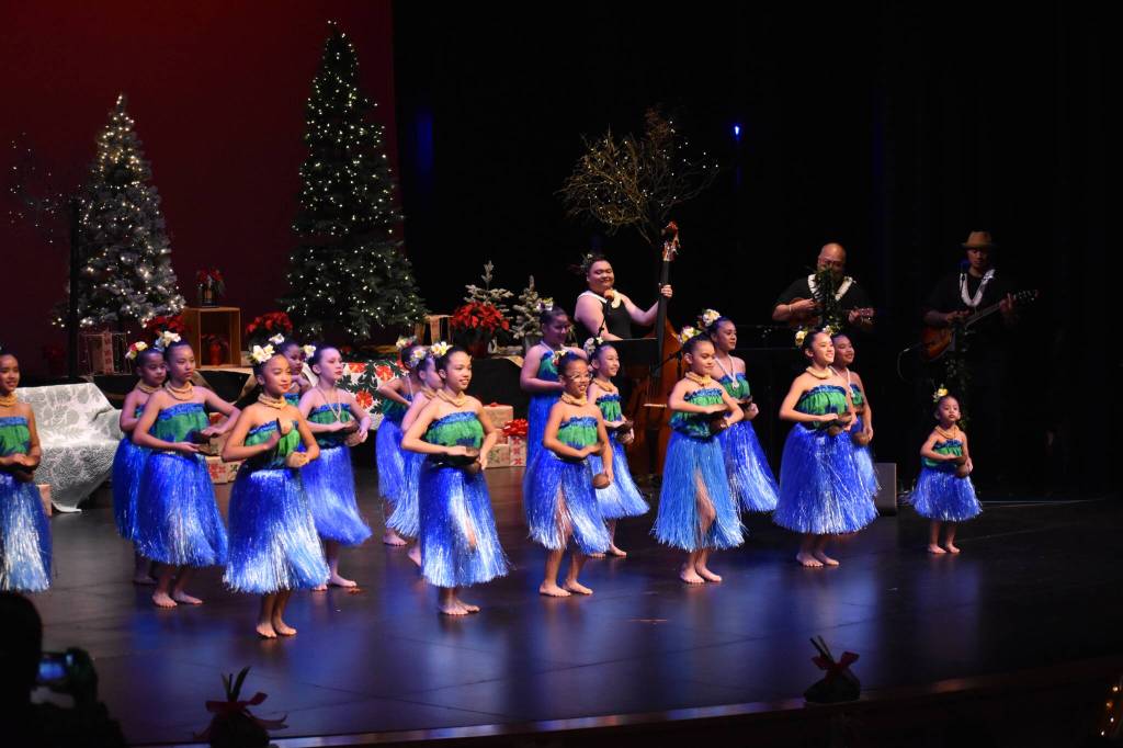 The Hana Mana I Ka Hale Wailiula performed by dancers from the Ke`ala `O Kamailelauli`ili`i Foundation hālau. Photo by community member and photographer @t.g.koz on Instagram