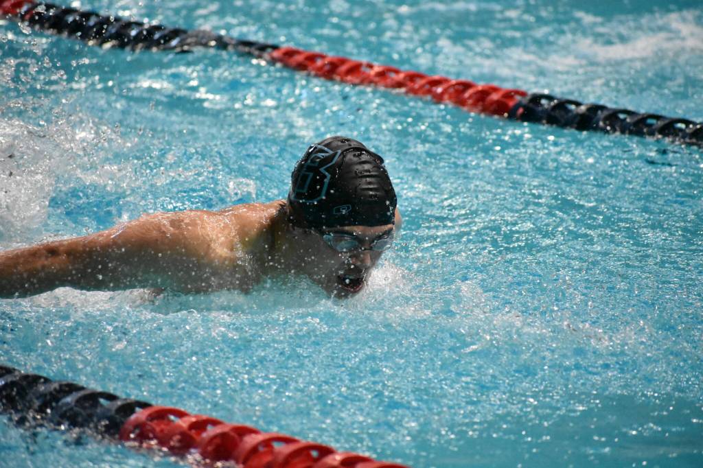 Todd Beamer swimmer Ethan Tandio swims in the 100-fly. Ben Ray / The Mirror