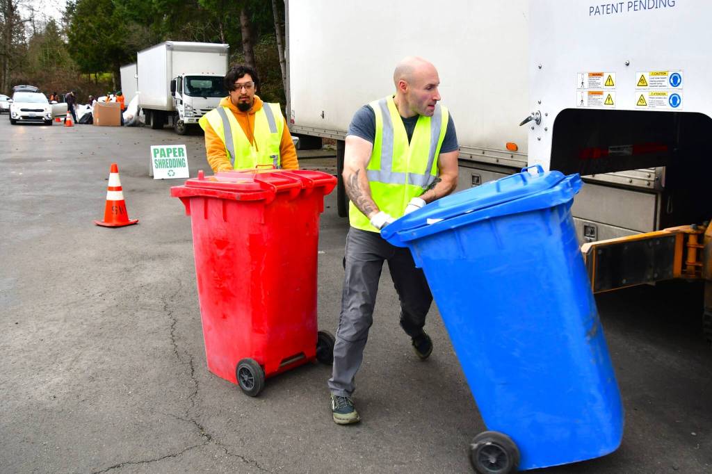 540 people attended the recycling event at the South King Tool Library on Saturday, Feb 24. Photo by Bruce Honda
