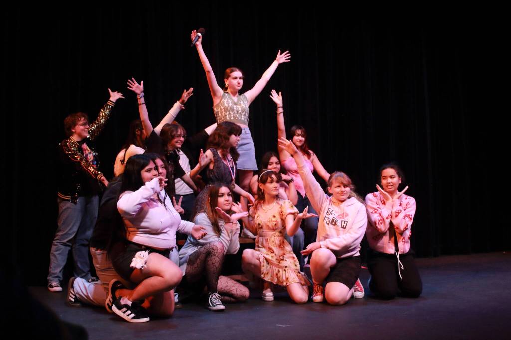 The cast of Mean Girls from Federal Way High School perform Fearless at the Spotlight Awards. Photos by Keelin Everly-Lang / the Mirror