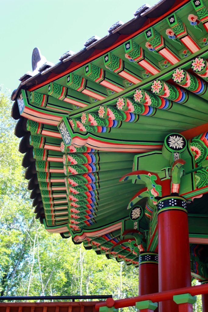 Detail of the pavilion, which includes traditional elements that were crafted the sister city of Donghae before being assembled at Hanwoori Garden. Photo by Keelin Everly-Lang / the Mirror