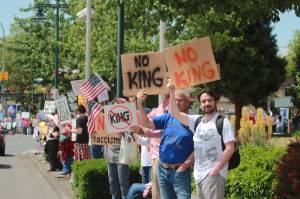 The theme of Saturdays protest was No Kings, which focused on the importance of democracy and were scheduled on the same day as the U.S. Army 250th anniversary parade and birthday of current President Donald Trump. Photo by Keelin Everly-Lang / the Mirror