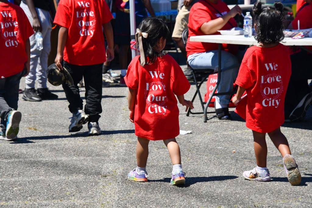 Volunteers of all ages had fun at the Federal Way Farmers Market after a morning of volunteering. Photo courtesy of We Love Our City Federal Way