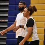 Decatur Head Coach Mo Anderson and Iyanna Waltar at Decatur practice. Ben Ray / The Mirror