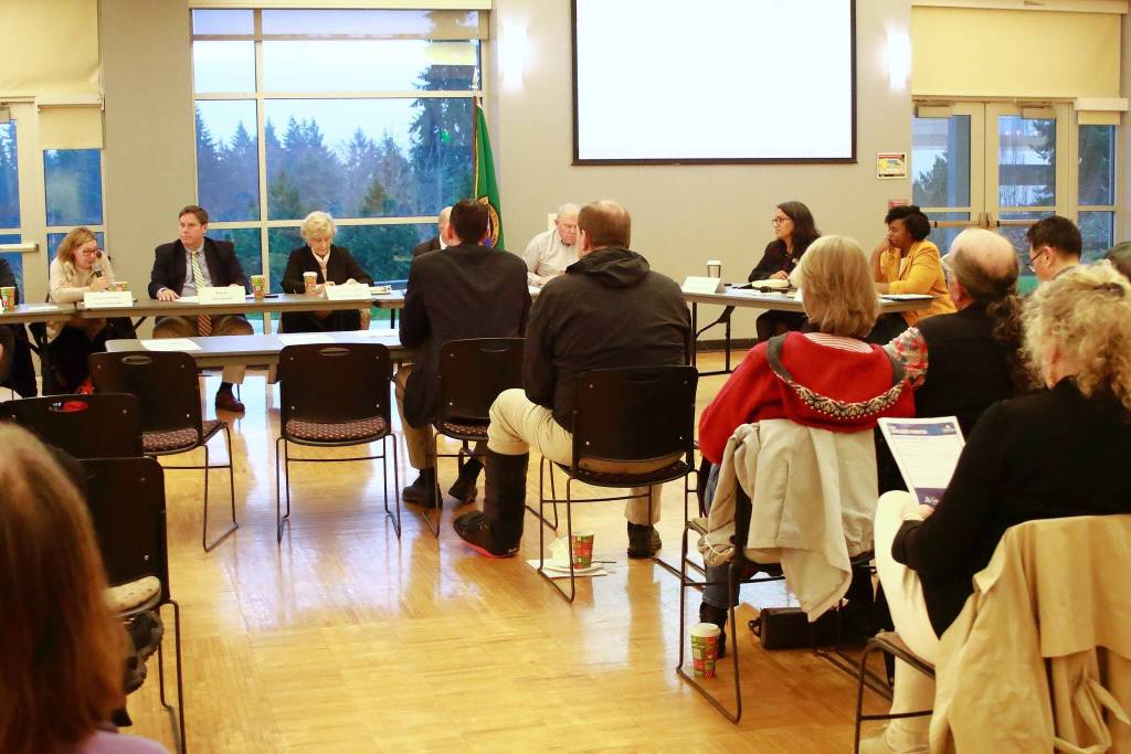 Federal Way community members got up early to attend the the Legislative Agenda Breakfast at 7:30 a.m. Dec. 10 at the Federal Way Community Center. Photo by Keelin Everly-Lang/the Mirror