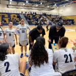 Head coach Morris Anderson speaks to team. Nathan Hyun / For the Mirror